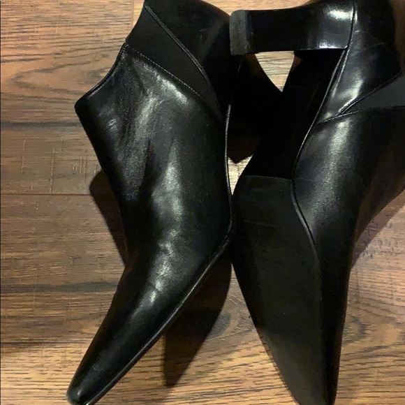 Salvatore Ferragamo booties - Picture 3 of 6